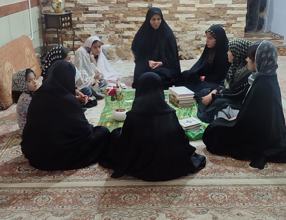 فعالیت‌های طلاب خواهر شهرستان پلدختر در هفته دوازدهم جنگ تحمیلی سوم