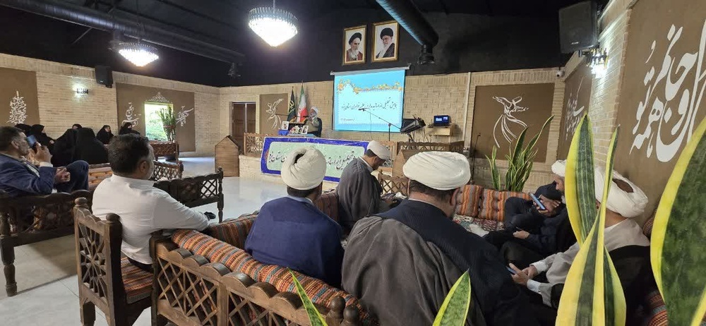 برگزاری اردوی معرفتی و نشاط‌افزای اساتید  مدارس علمیه خواهران استان یزد