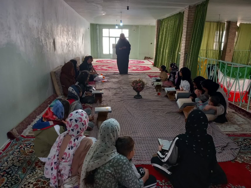 فعالیت‌های طلاب خواهر شهرستان دورود در هفته دوازدهم جنگ تحمیلی سوم