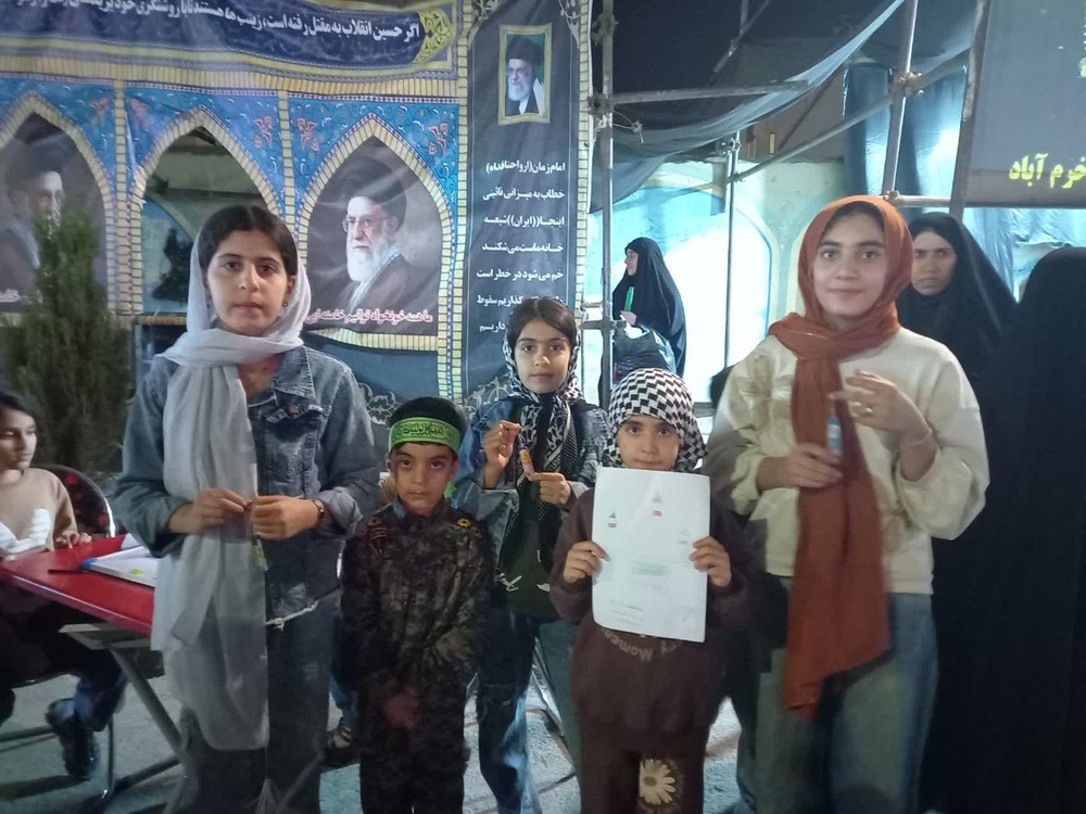 فعالیت‌های طلاب خواهر حوزه معصومیه شهرستان خرم آباد در هفته دوازدهم جنگ تحمیلی سوم