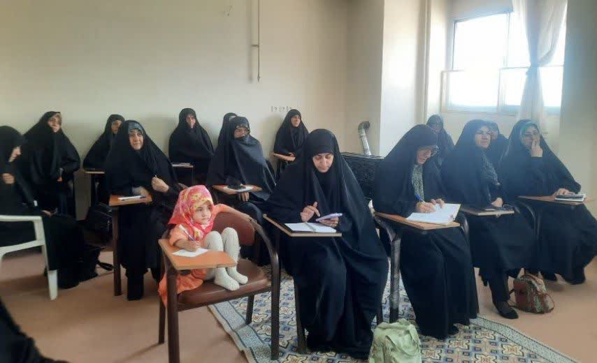 نشست فرهنگی با عنوان مقتل خوانی و و روش‌های تبلیغ