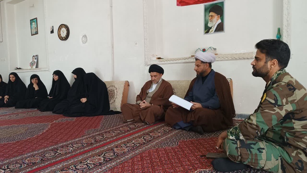 تفقد از خانواده محترم شهدای والامقام جنگ تحمیلی سوم