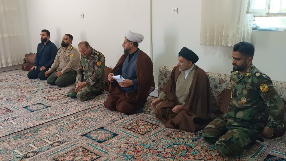تفقد از خانواده محترم شهدای والامقام جنگ تحمیلی سوم