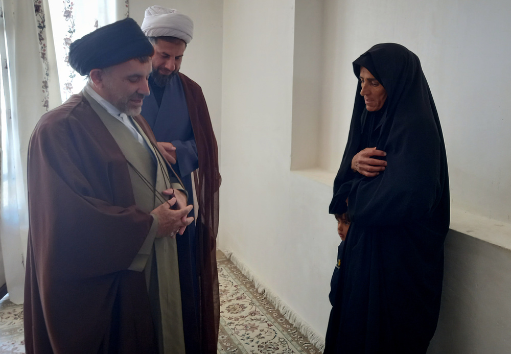 تفقد از خانواده محترم شهدای والامقام جنگ تحمیلی سوم
