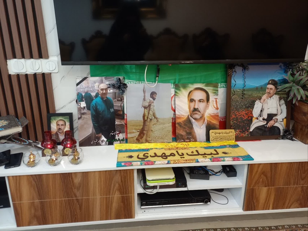 تکریم حماسه‌سازان مقاومت جنگ تحمیلی سوم/دیدار با خانواده شهید و جانباز جنگ رمضان
