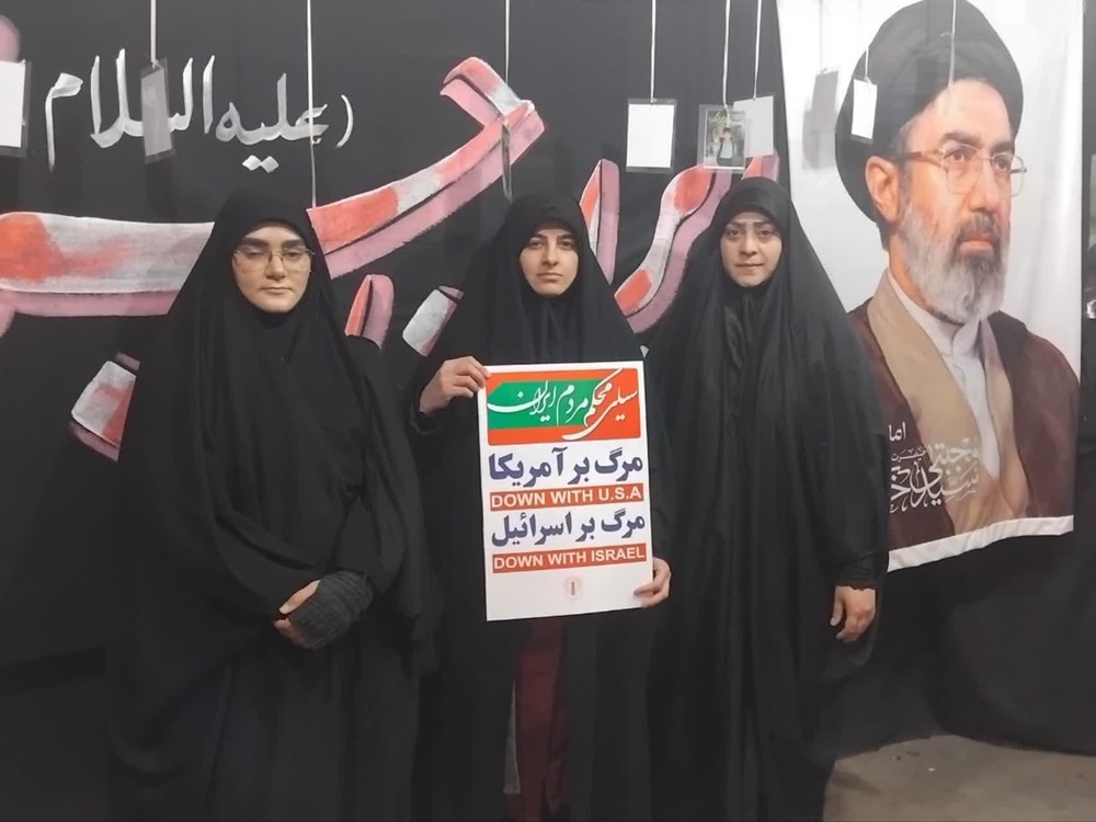 فعالیت‌های فرهنگی و تبلیغی حوزه‌های علمیه خواهران استان کردستان در تجمعات شبانه