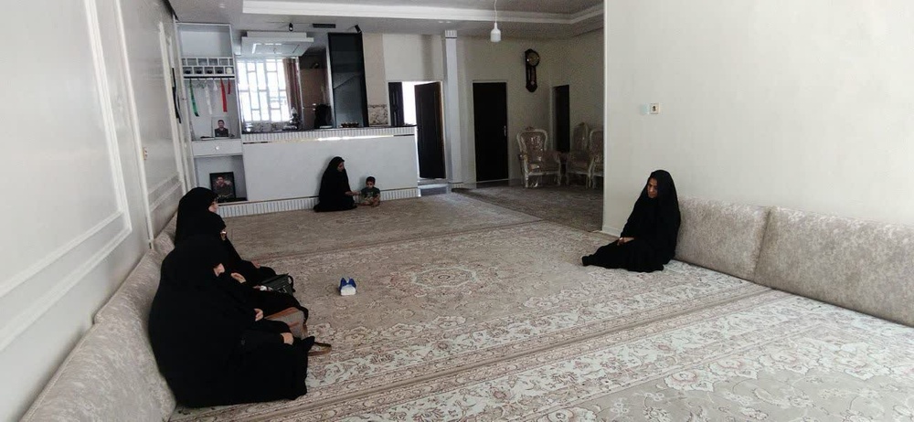 دیدار مدیر و کادر مدرسه علمیه زینبیه شهرستان خرم‌آباد با خانواده معزز شهید والامقام، شهید صیاد کمالی