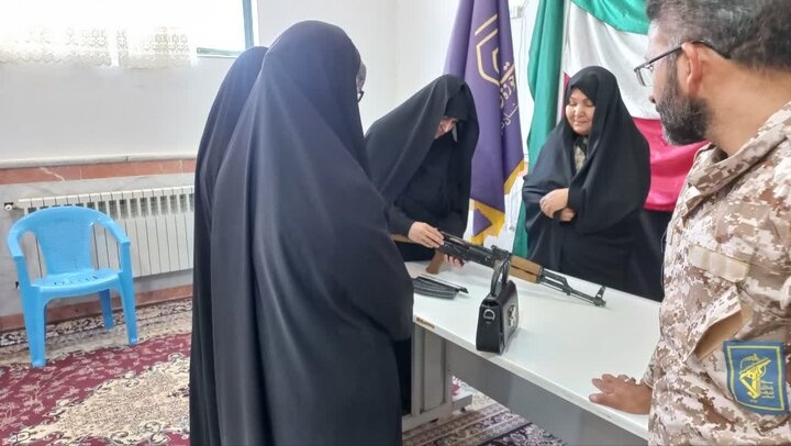 کارگاه آموزشی اسلحه شناسی