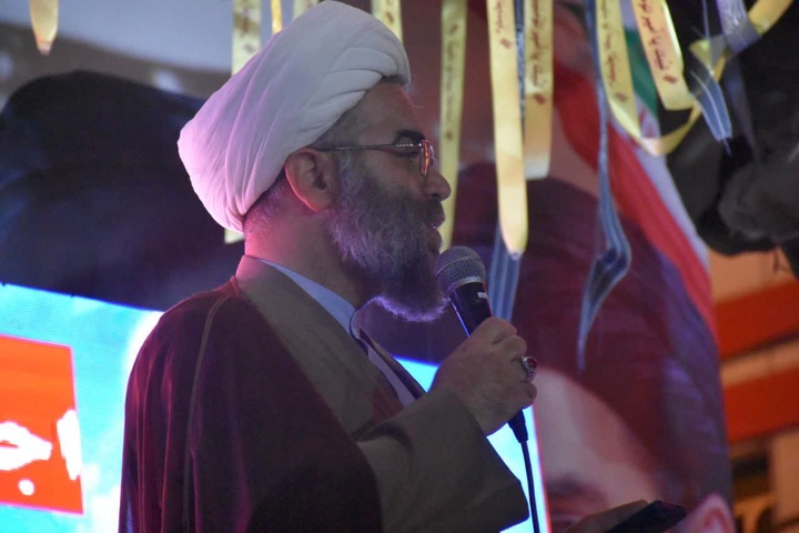 جشن باشکوه عید غدیر در قروه؛ نود و چهارمین شب تجمعات مردمی با حضور گسترده مردم برگزار شد