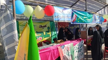 ایستگاه فرهنگی آینده‌سازان غدیر در قروه درگزین برپا شد/ اهدای مدال افتخار به کودکان کنشگر دینی