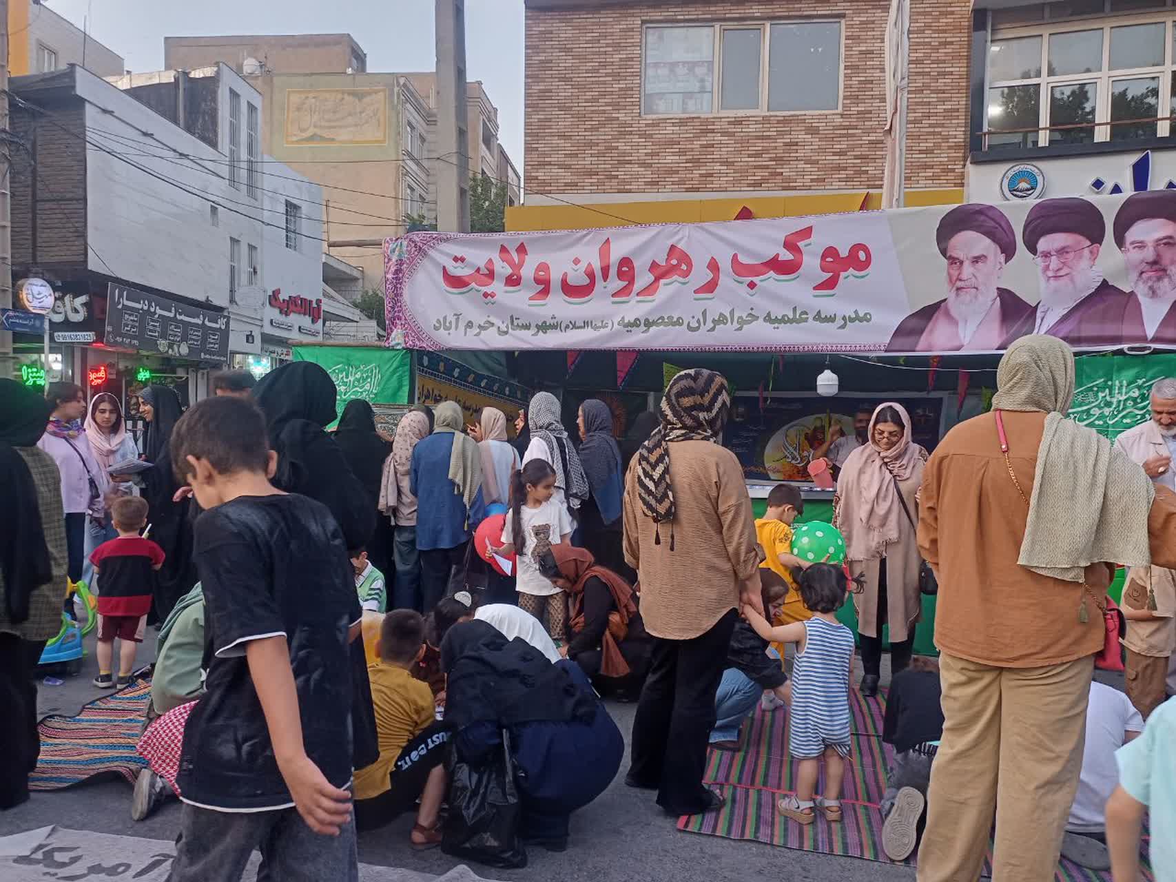تداوم فعالیت‌های فرهنگی-تربیتی و خدمت‌رسانی مدارس علمیه خواهران لرستان در هفته چهاردهم جنگ تحمیلی سوم