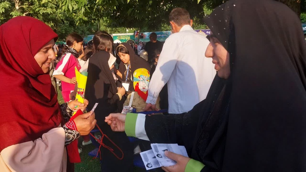فعالیت‌های طلاب خواهر حوزه فاطمیه شهرستان خرم‌آباد در هفته چهاردهم جنگ تحمیلی سوم