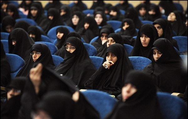 نقش حوزه‌های علمیه در طول تاریخ در پاسداری از میراث کربلای امام حسین