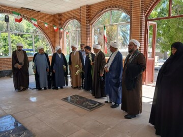 گزارش تصویری | روز اول سفر سه روزه معاون پژوهش حوزه‌های علمیه خواهران کشور به استان  هرمزگان