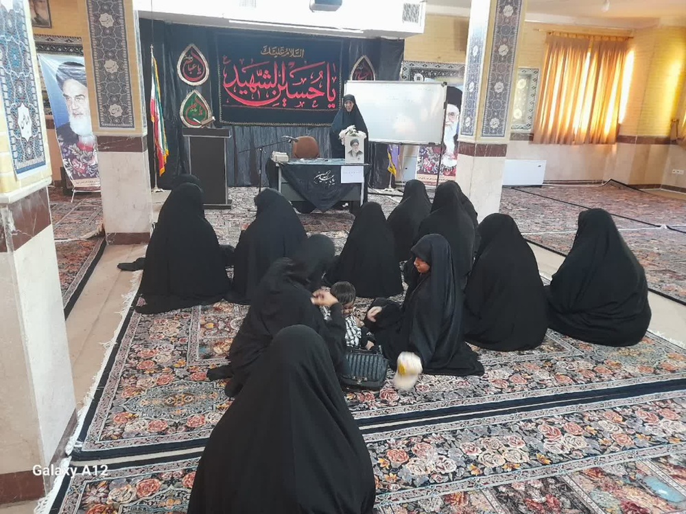برگزاری گسترده برنامه‌های قرآنی، فرهنگی و عزاداری محرم در حوزه‌های علمیه خواهران استان کردستان