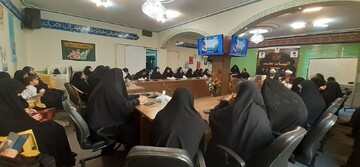 برگزاری همایش الهیات بیعت ویژه مبلغات اعزامی ماه محرم در حوزه علمیه خواهران استان قزوین