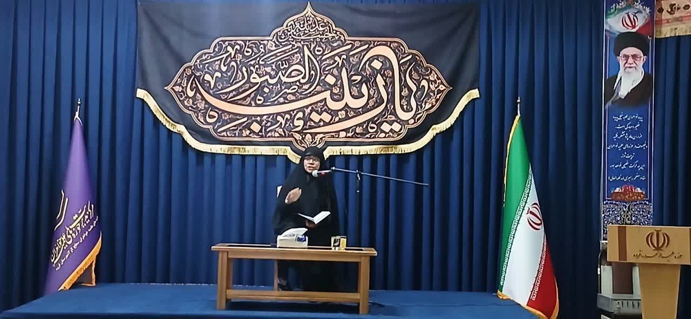 برگزاری مراسم دهه اول محرم در حوزه علمیه خواهران قروه