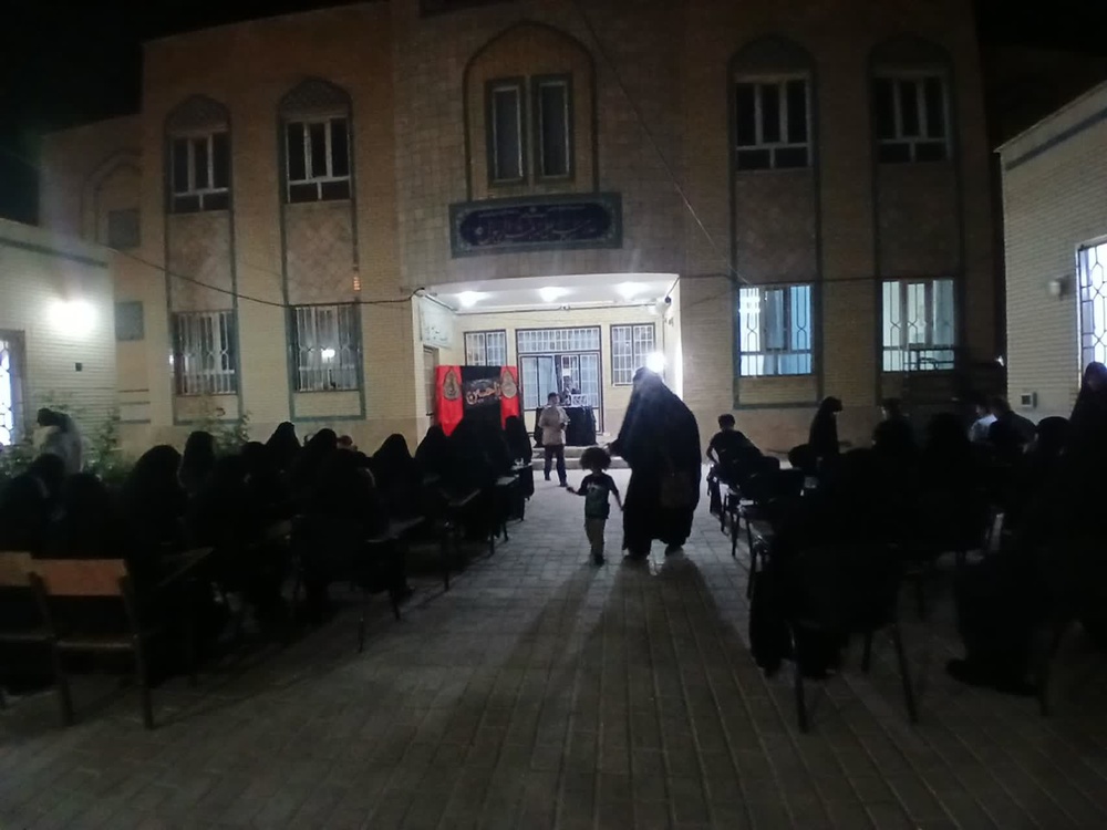 برگزاری مراسم عزاداری حضرت اباعبدالله‌الحسین علیه‌السلام در مدرسه علمیه بنت الرسول_ الشتر