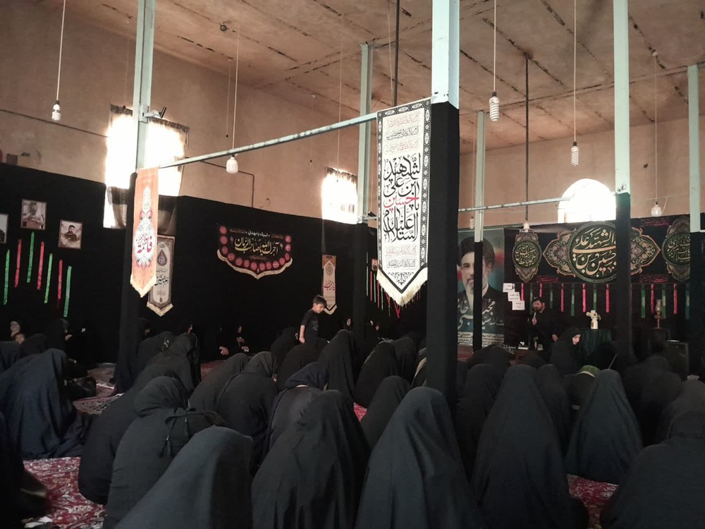 برگزاری مراسم عزاداری حضرت اباعبدالله‌الحسین علیه‌السلام در مدرسه علمیه فاطمه الزهرا سلام‌الله‌علیها_ کوهدشت