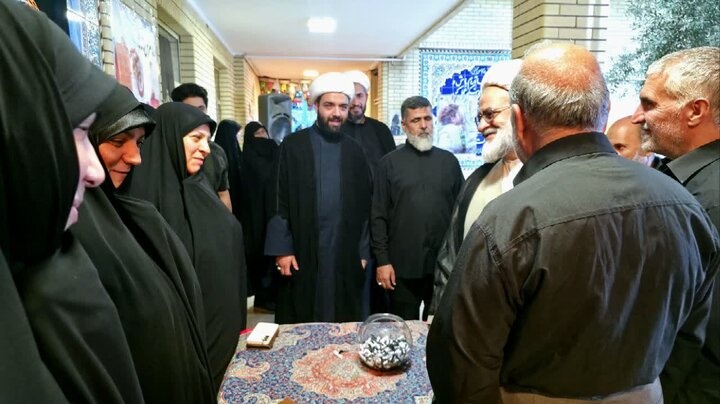 بازدید امام جمعه سیرجان از فعالیت های مدرسه علمیه نرجسیه در ایام محرم