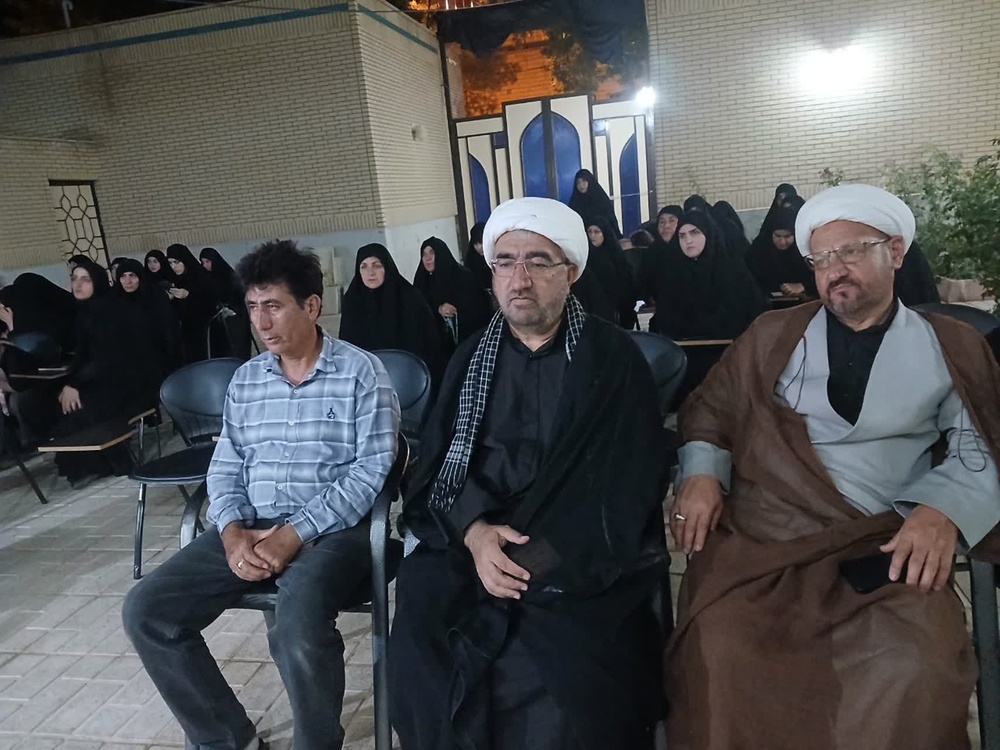 برگزاری مراسم عزاداری حضرت اباعبدالله‌الحسین علیه‌السلام در مدرسه علمیه بنت الرسول_ الشتر