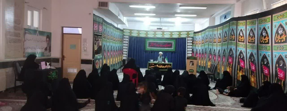 برگزاری مراسم عزاداری حضرت اباعبدالله‌الحسین علیه‌السلام در مدرسه علمیه الزهرا_ پلدختر