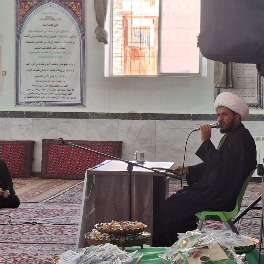 تصاویر/ مراسم بزرگداشت مقام علی اصغر(ع) و شیرخوارگان حسینی در مدرسه علمیه فاطمیه بیاض