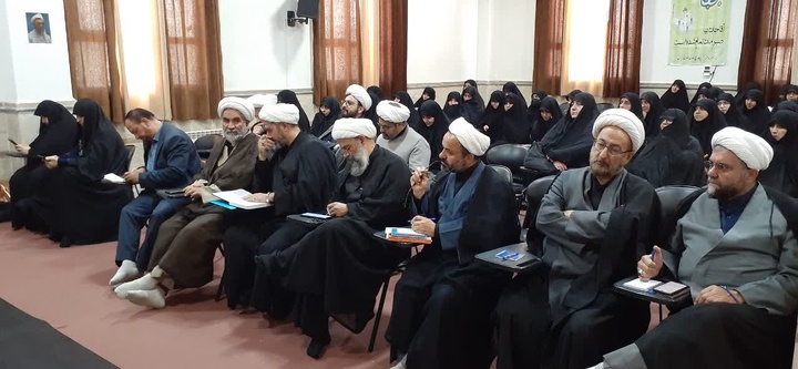 تصاویر/ بازدید مدیر حوزه‌های علمیه خواهران کشور از مدرسه تخصصی کوثر قزوین