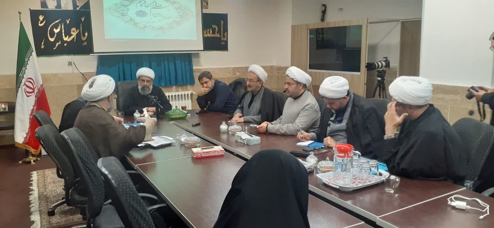 دیدار مدیر حوزههای علمیه خواهران کشور با کادر مدیریت استان قزوین