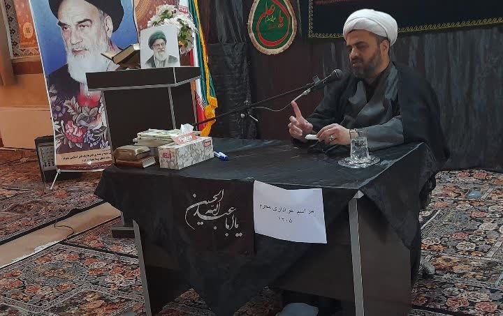 حضرت زینب (س) معمار تداوم و تبیین‌گر پیام نهضت عاشوراست