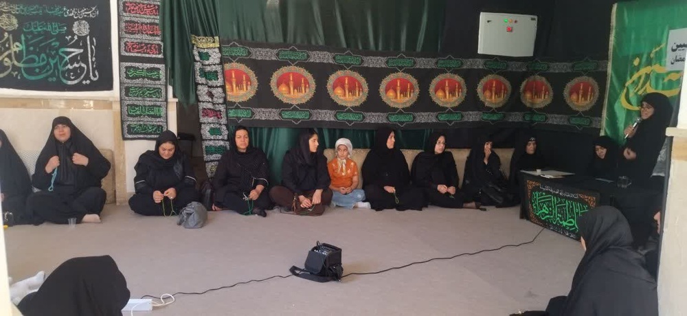 برگزاری نشست بصیرتی با عنوان جنگ رمضان در مدرسه علمیه شهرستان خرم‌آباد