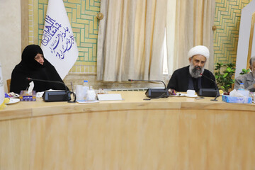 نشست هم‌اندیشی