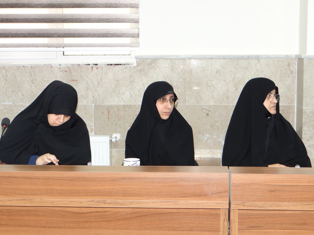 نخستین نشست تخصصی گروه علمی «زن و مقاومت» در گلستان برگزار شد/ تبیین الگوی کنشگری فعال و تحولآفرین زنان در تراز تمدن نوین اسلامی