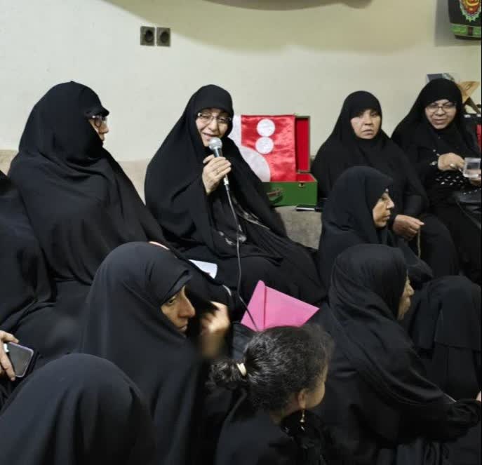 تبیین جایگاه شهادت، گسترش گفتمان مقاومت و نقش خانواده‌ها در تربیت نسل مؤمن