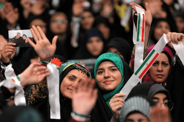 تعارض کار و خانواده، بحران مراقبت و کاهش فرزندآوری؛ مرور چالش‌های جهانی زنان در قرن ۲۱