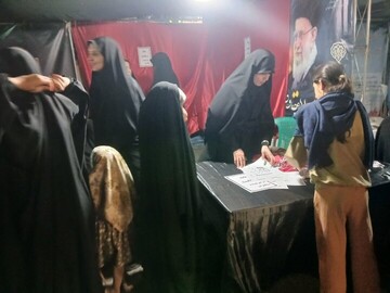 فعالیت طلاب مدرسه علمیه فاطمه‌الزهرا اراک در موکب شهید پاکپور