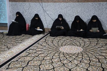 تصاویر/ مراسم بزرگداشت قائد شهید در مرکز مدیریت حوزه‌های علمیه خواهران