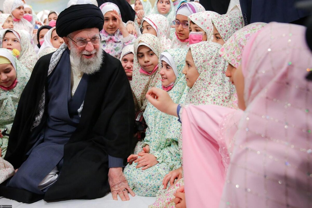 وقتی رهبر یک ملت بارها هشدار می‌دهد؛ چرا مطالبه فرزندآوری باید جدی گرفته شود؟