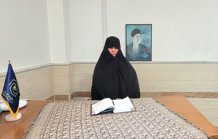 عفاف و حجاب؛ صیانت از کرامت و خانواده برگرفته از بیانات آیت‌الله خامنه‌ای