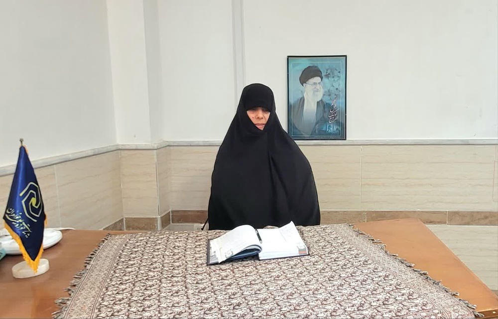 عفاف و حجاب؛ صیانت از کرامت و خانواده برگرفته از بیانات آیت‌الله خامنه‌ای