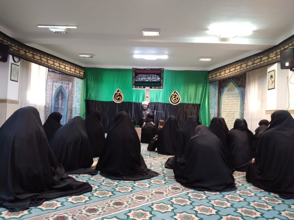 برگزاری آیین بزرگداشت شهادت امام خامنهای و خانواده معظم ایشان در مدرسه علمیه کریمه اهلبیت علیهاالسلام