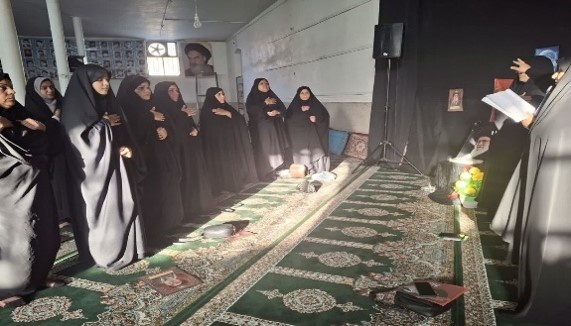 فعالیت تبلیغی طلاب لرستانی در محافل خانگی محلات شهر و روستا