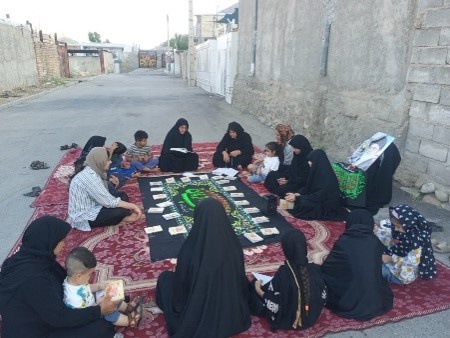 فعالیت تبلیغی طلاب لرستانی در محافل خانگی محلات شهر و روستا