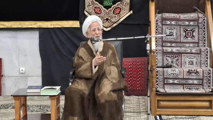 رهبر معظم انقلاب «صالحٌ بعد صالح» است