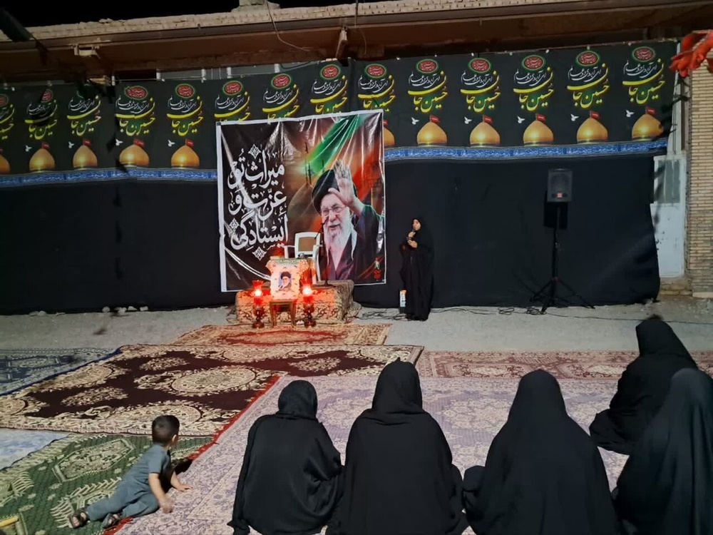مراسم بزرگداشت قائد امت در مدرسه علمیه الزهرا (س) شهداد