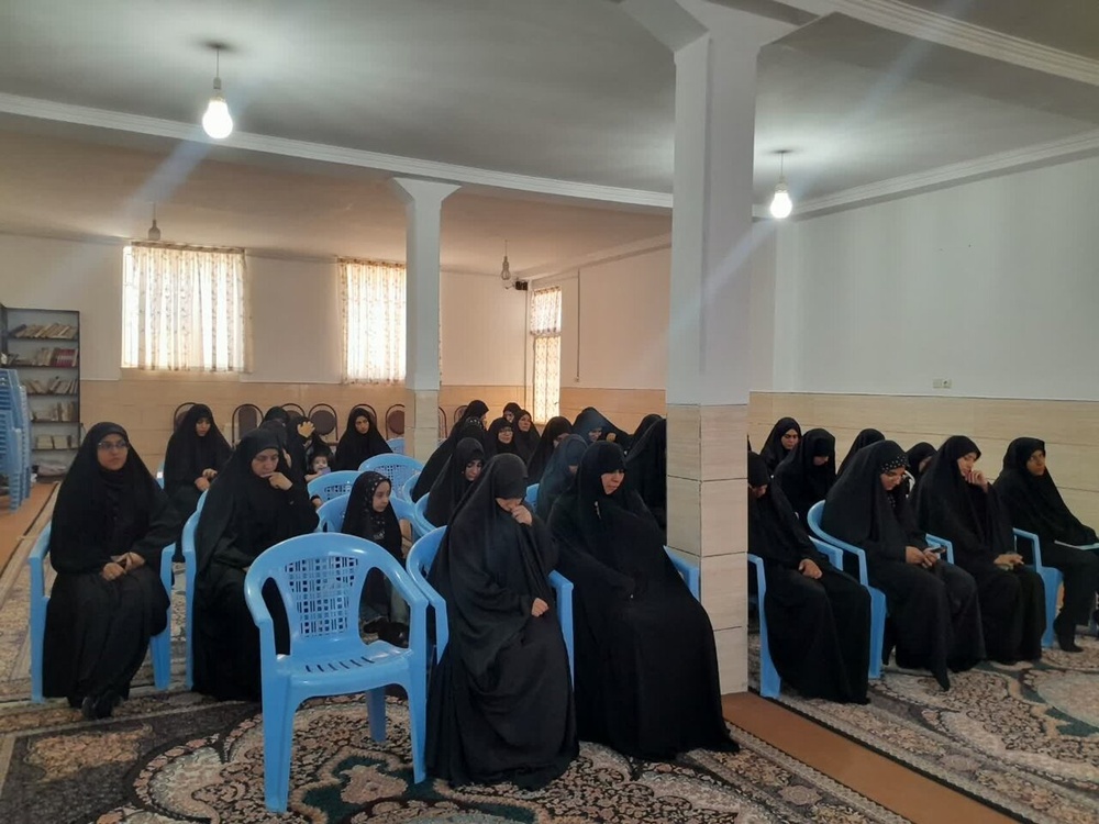 مراسم بزرگداشت قائد امت در مدرسه‌ علمیه ریحانه النبی (س) رفسنجان