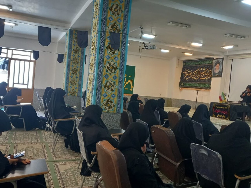 حجاب مدیریت ظاهر و عفاف مدیریت باطن است