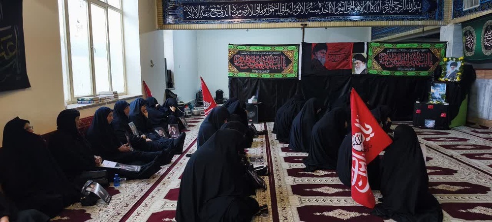 برگزاری مراسم بزرگداشت امام مجاهد شهید در مدرسه علمیه شهرستان قصرشیرین