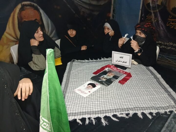 برپایی کافه گفتگو دختران توسط مبلغین مدرسه علمیه فاطمه‌الزهرا اراک