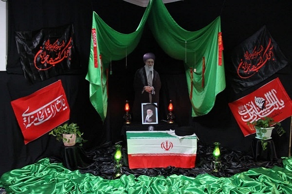 تشریح جزئیات خدمت‌رسانی و میزبانی از ۱۵۰۰ زائر؛ نقش‌آفرینی خالصانه طلاب خواهر در مراسم تشییع امام شهید